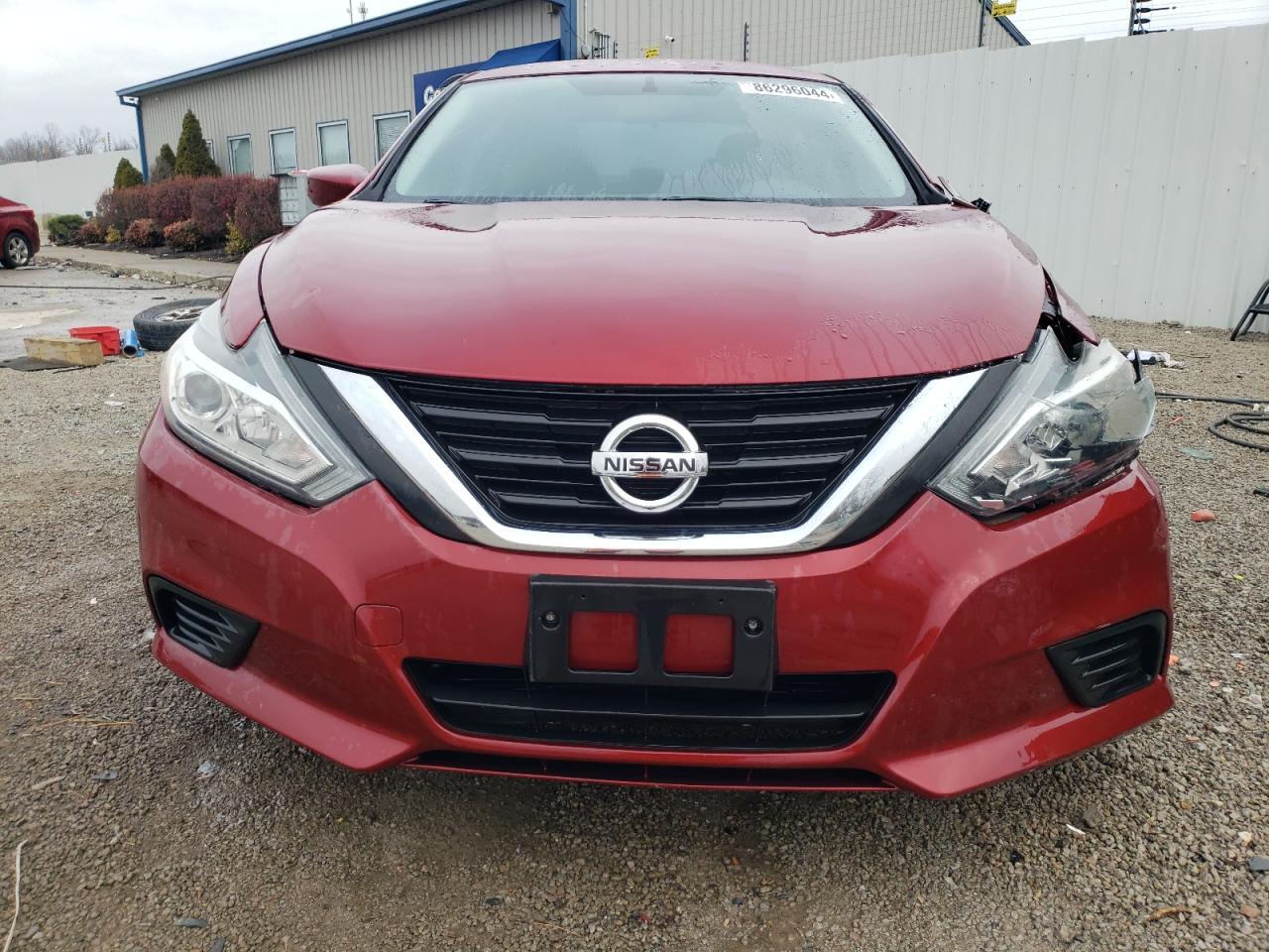 2018 Nissan Altima VIN 1N4AL3AP8JC108963 Copart auction photo, front end damage thumbnail 5