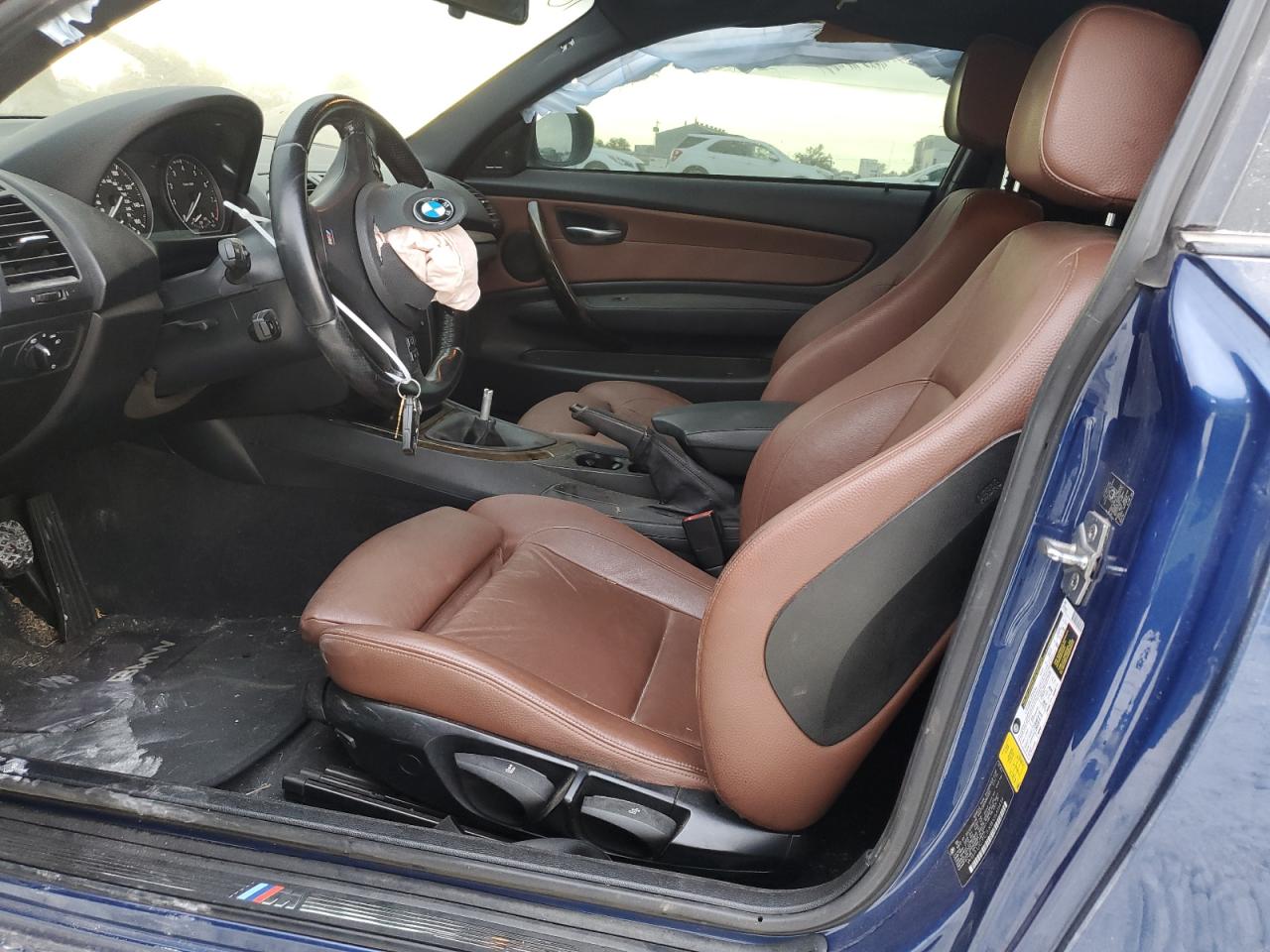 2011 BMW 1er VIN WBAUC9C5XBVM11414 Copart auction photo, front end damage thumbnail 7