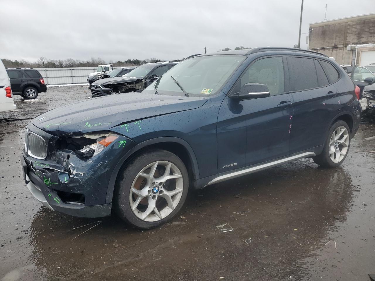 2013 BMW X1 VIN WBAVL1C57DVR86577