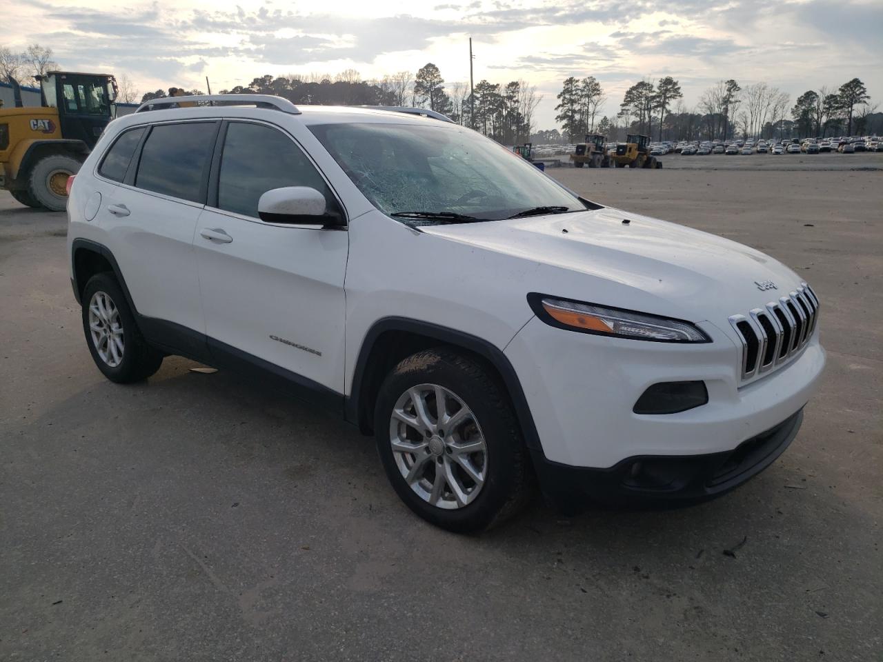 2018 Jeep Grand Cherokee VIN 1C4PJLCB2JD595101 Copart auction photo, all over damage thumbnail 4