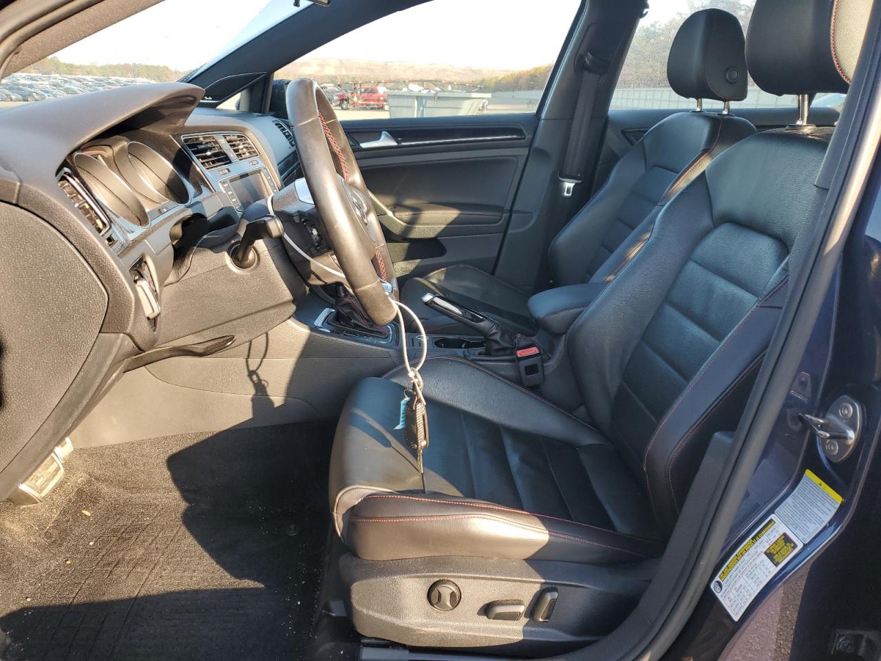 2016 Volkswagen GTI VIN 3VW4T7AU7GM004098 Copart auction photo, front end / minor dent/scratches damage thumbnail 7