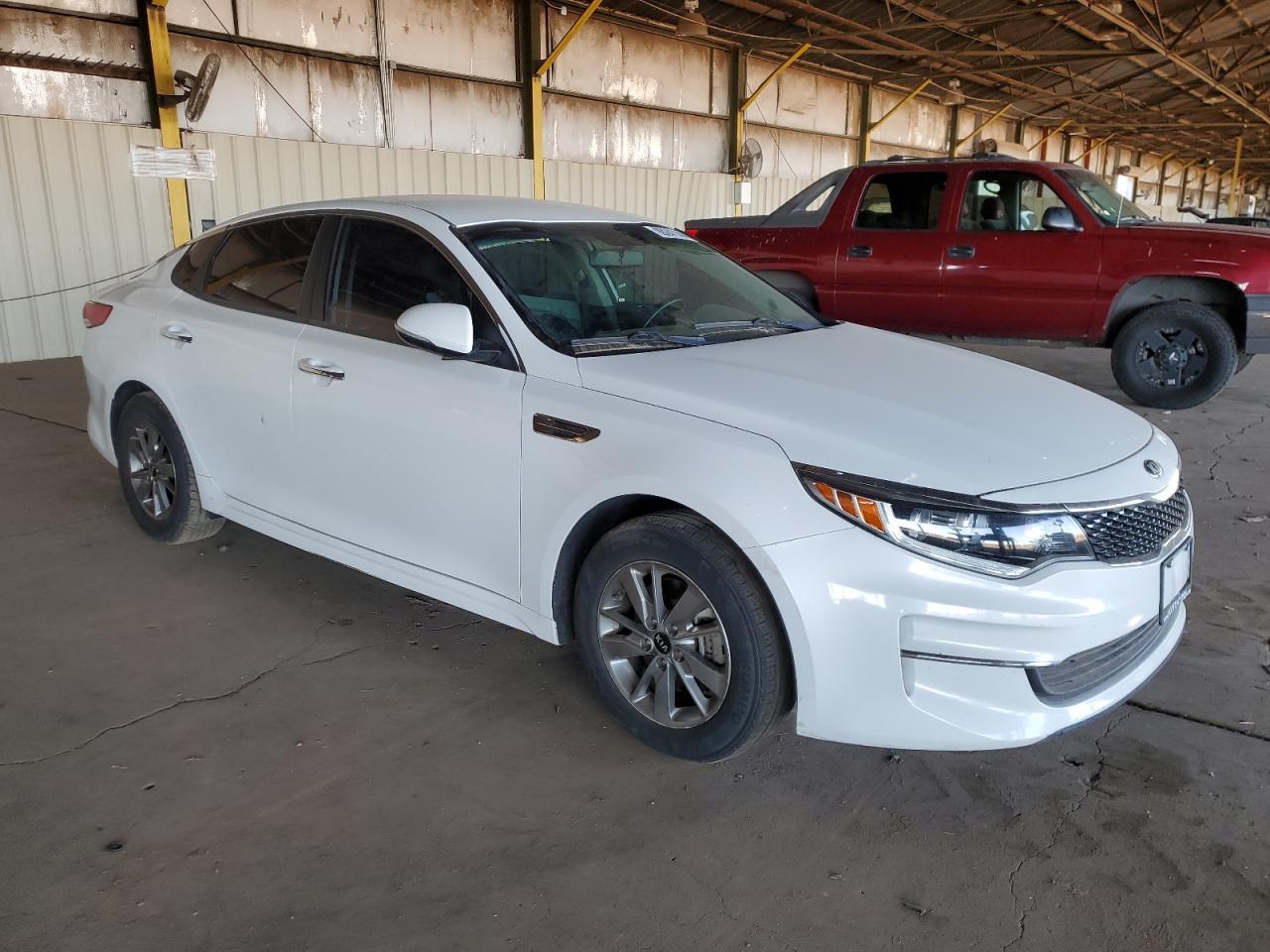 2018 KIA Optima VIN 5XXGT4L13JG215101 Copart auction photo, vandalism / stripped damage thumbnail 4
