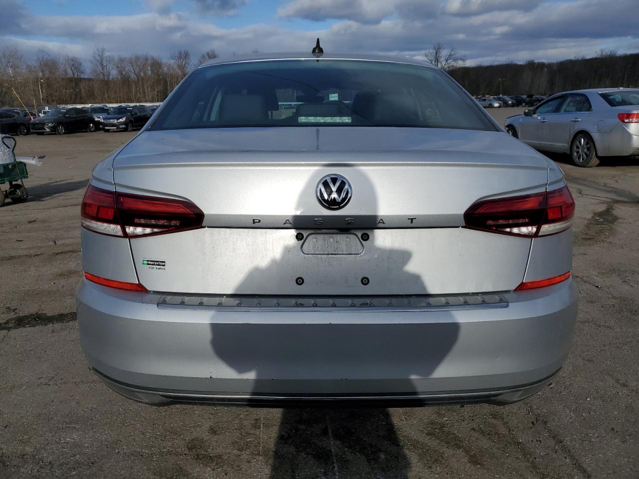 2021 Volkswagen Passat VIN 1VWSA7A32MC015303 Copart auction photo, front end / side damage thumbnail 6