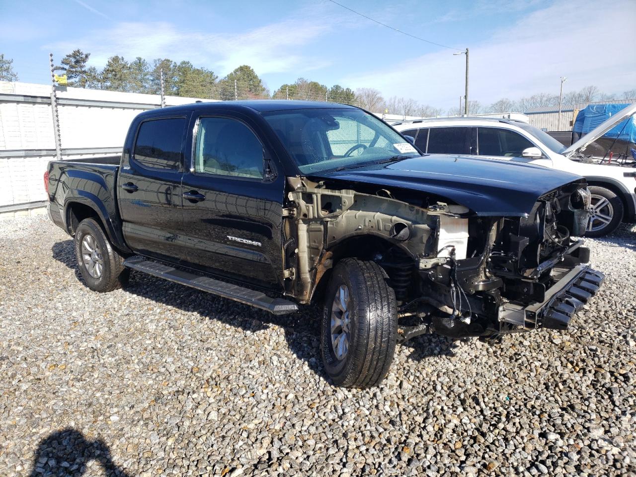 2018 Toyota Tacoma VIN 3TMAZ5CN3JM064806 Copart auction photo, front end / undercarriage damage thumbnail 4