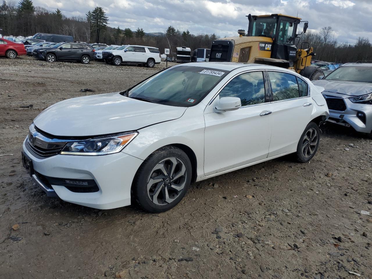 2017 Honda Accord VIN 1HGCR3F85HA026392