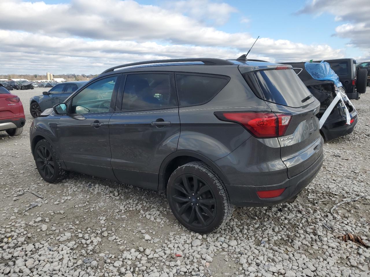 2019 Ford Escape VIN 1FMCU9GDXKUA07950 Copart auction photo, front end damage thumbnail 2