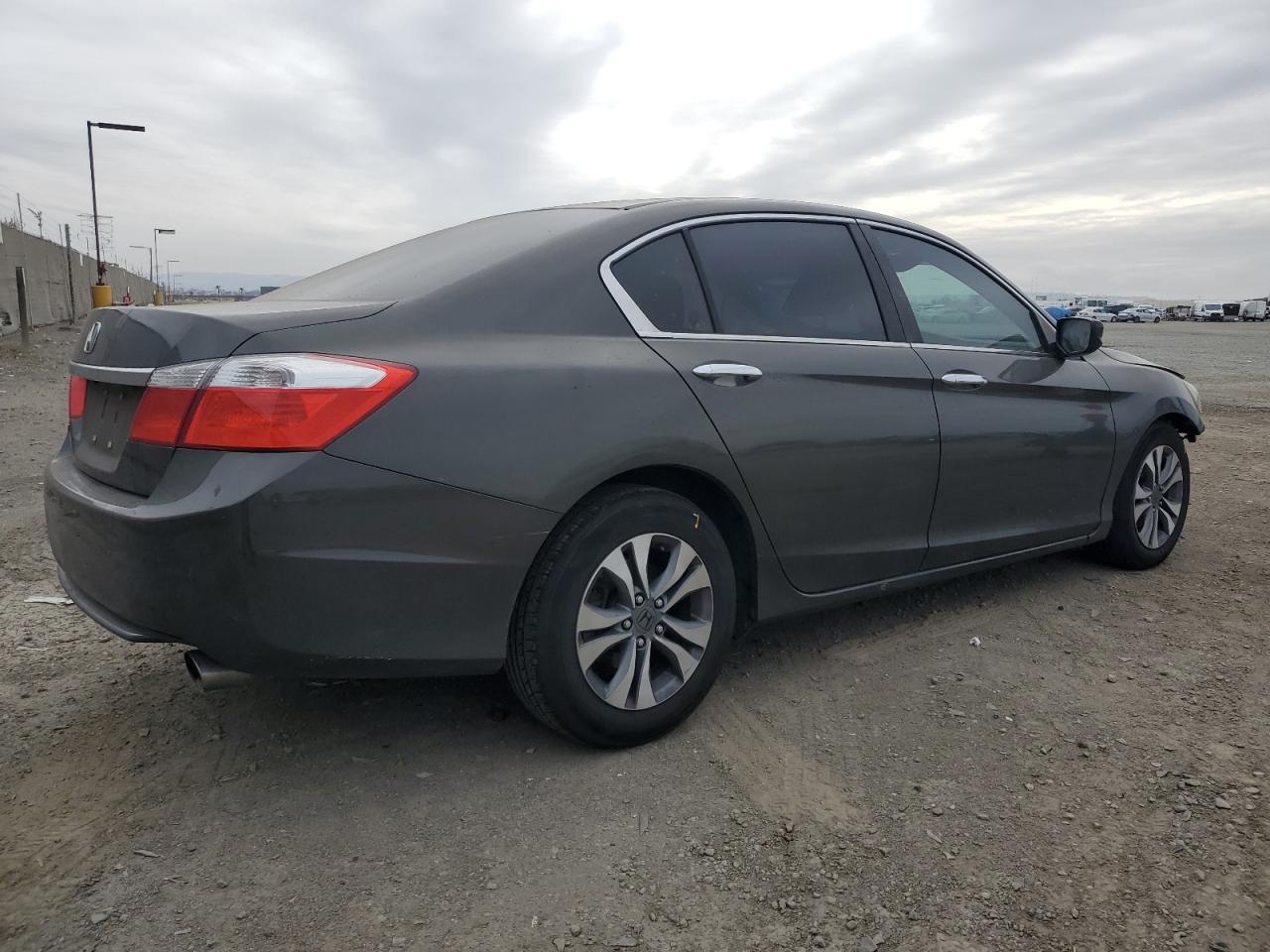 2013 Honda Accord VIN 1HGCR2F32DA014371 Copart auction photo, front end / side damage thumbnail 3
