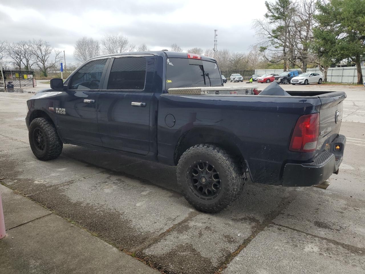 2017 RAM 1500 VIN 1C6RR7LT4HS701773 Copart auction photo, normal wear damage thumbnail 2