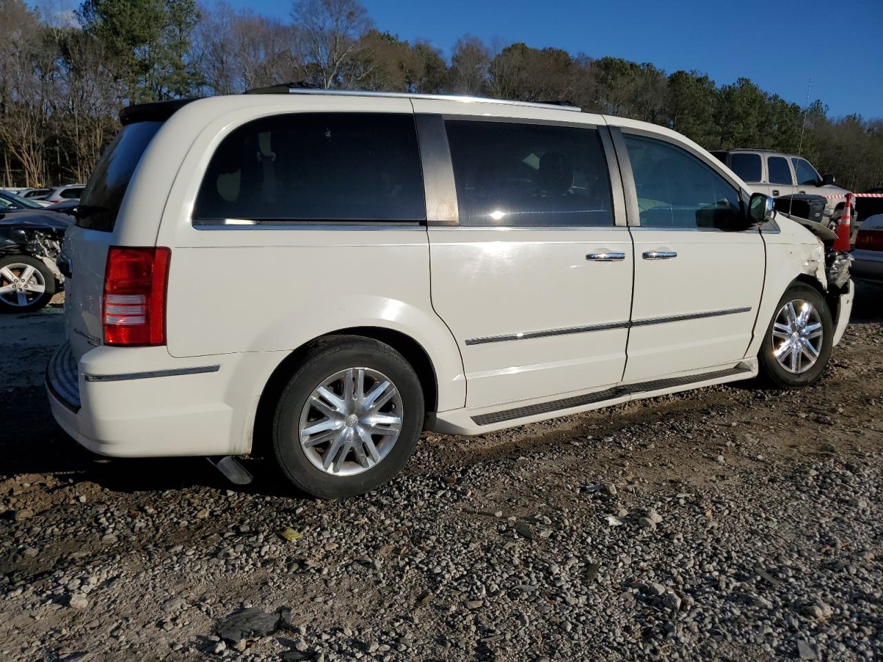 2010 Chrysler Town & Country VIN 2A4RR7DX7AR353480 Copart auction photo, front end / side damage thumbnail 3