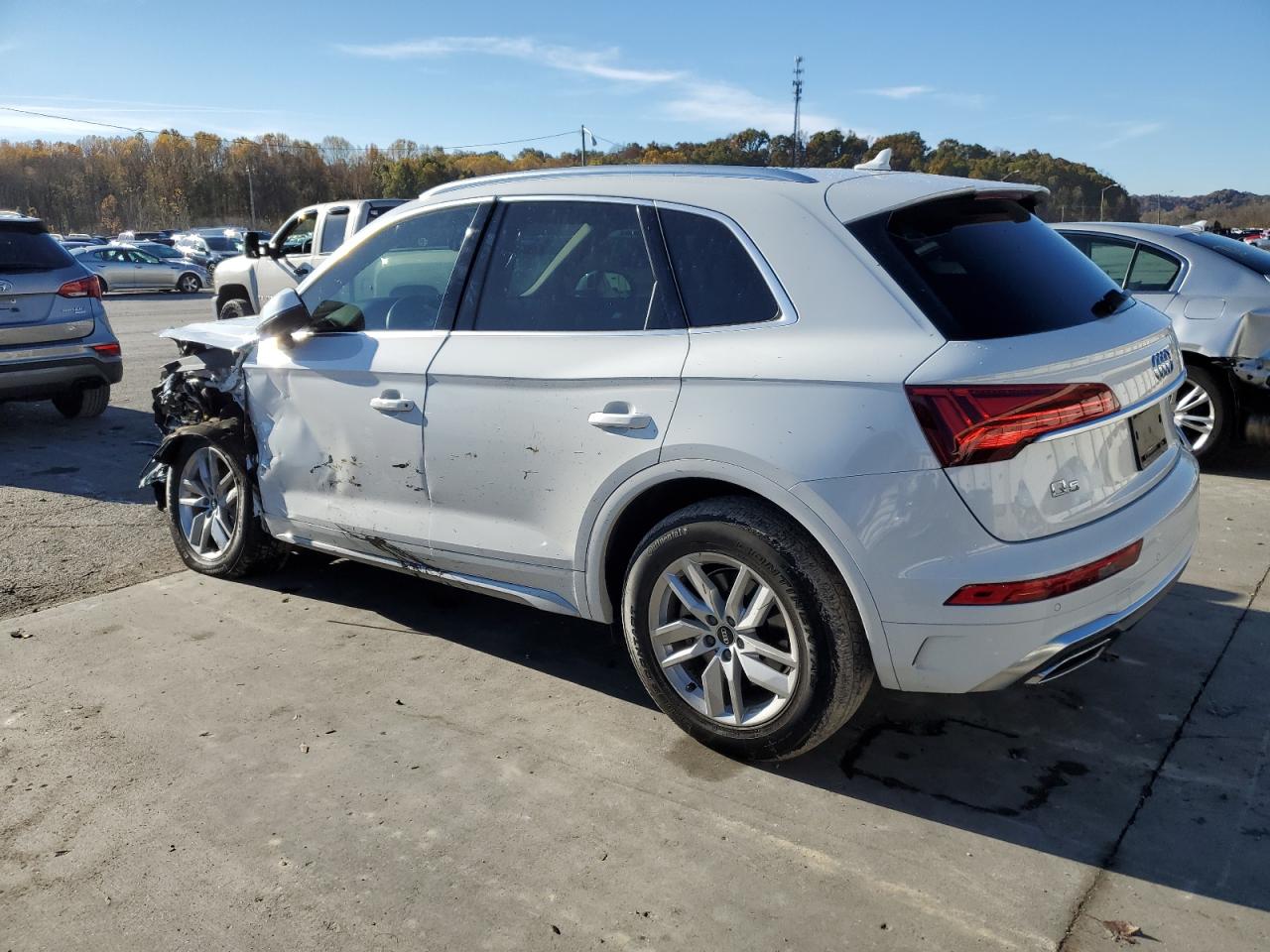 2023 Audi Q5 VIN WA1GAAFY5P2006321 Copart auction photo, front end / side damage thumbnail 2