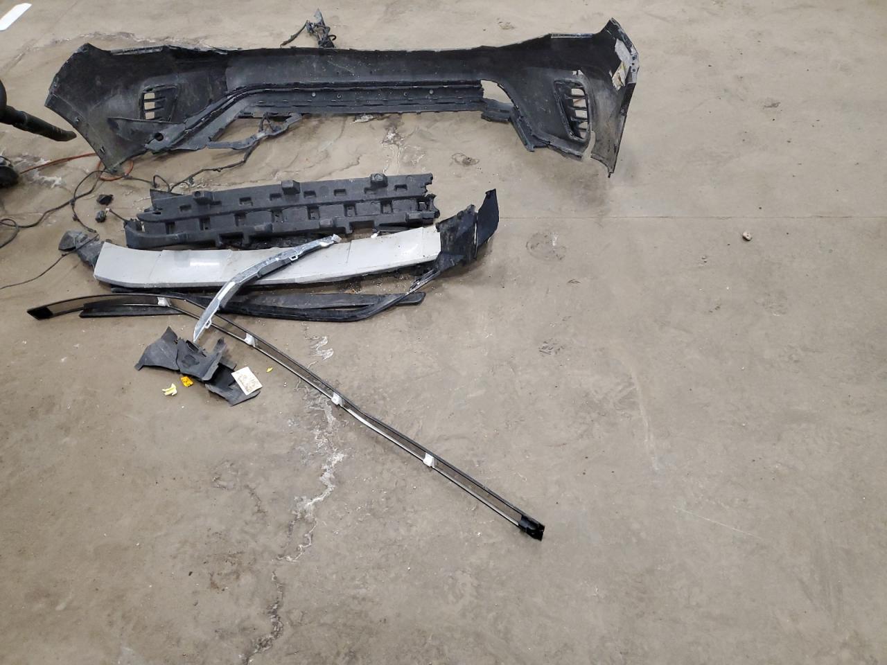 2021 Volkswagen Atlas VIN 1V2KR2CA6MC575821 Copart auction photo, front end damage thumbnail 13