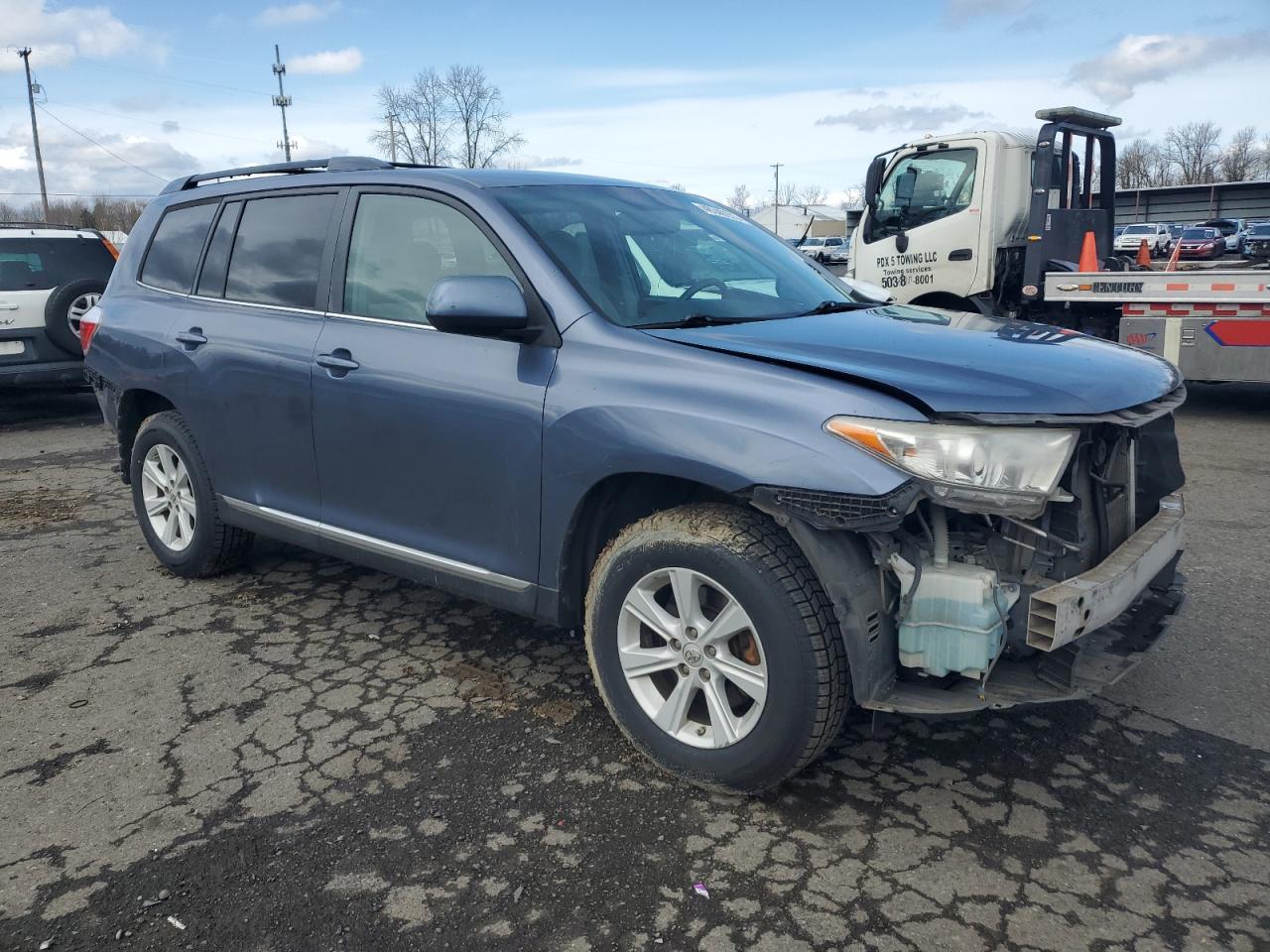 2012 Toyota Highlander VIN 5TDBK3EH5CS098897 Copart auction photo, front end / rear end damage thumbnail 4