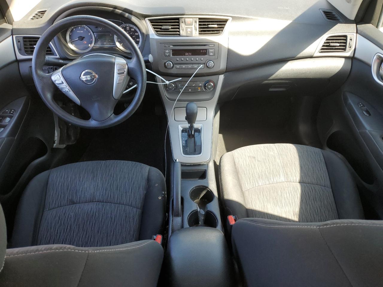 2014 Nissan Sentra VIN 3N1AB7AP4EY211270 Copart auction photo, rear end / minor dent/scratches damage thumbnail 8
