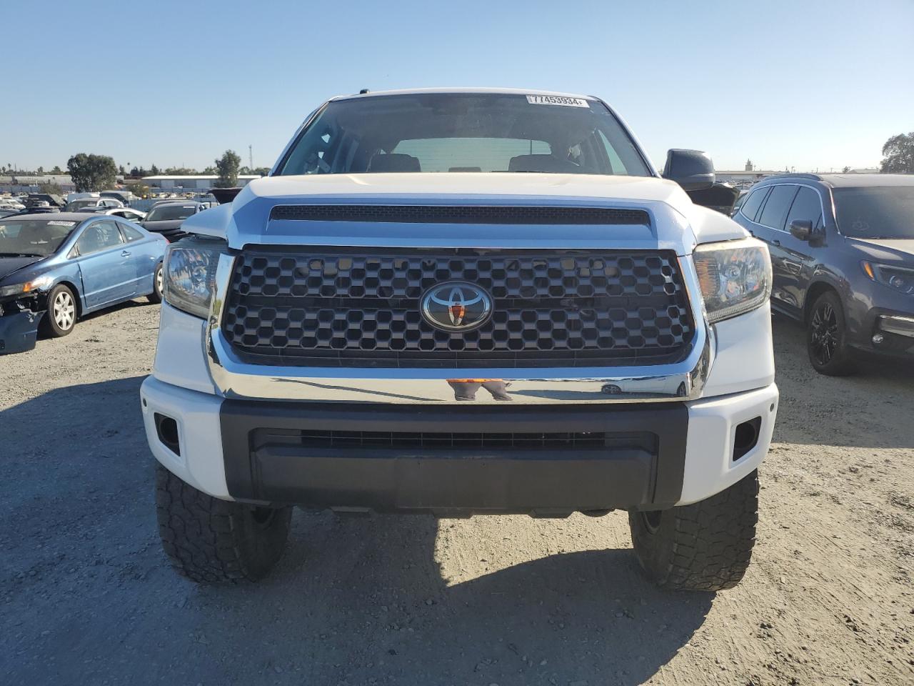 2019 Toyota Tundra VIN 5TFDY5F13KX827914 Copart auction photo, rear end / side damage thumbnail 5