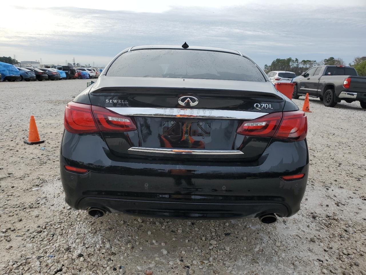2019 Infiniti Q70 VIN JN1BY1PP9KM685480 Copart auction photo, front end / minor dent/scratches damage thumbnail 6
