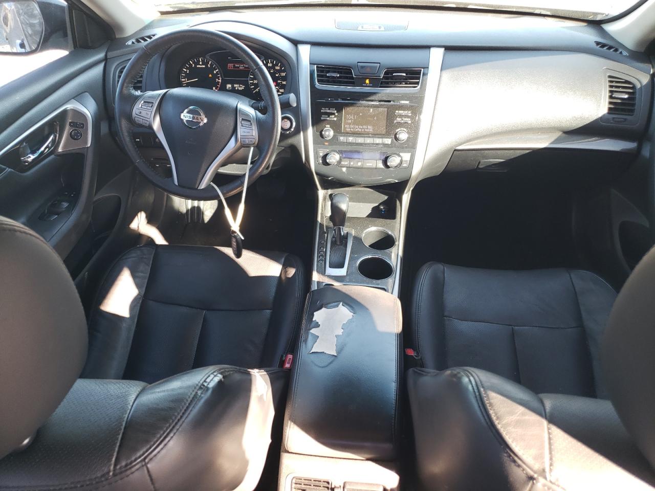 2015 Nissan Altima VIN 1N4AL3AP8FC247269 Copart auction photo, rear end / minor dent/scratches damage thumbnail 8