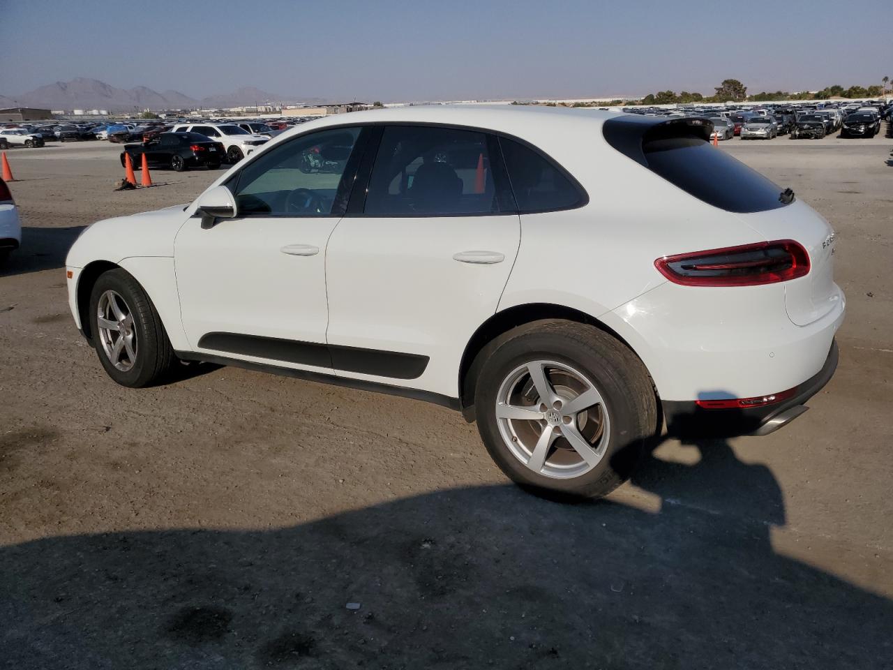 2018 Porsche Macan VIN WP1AA2A56JLB06216 Copart auction photo, mechanical / undercarriage damage thumbnail 2