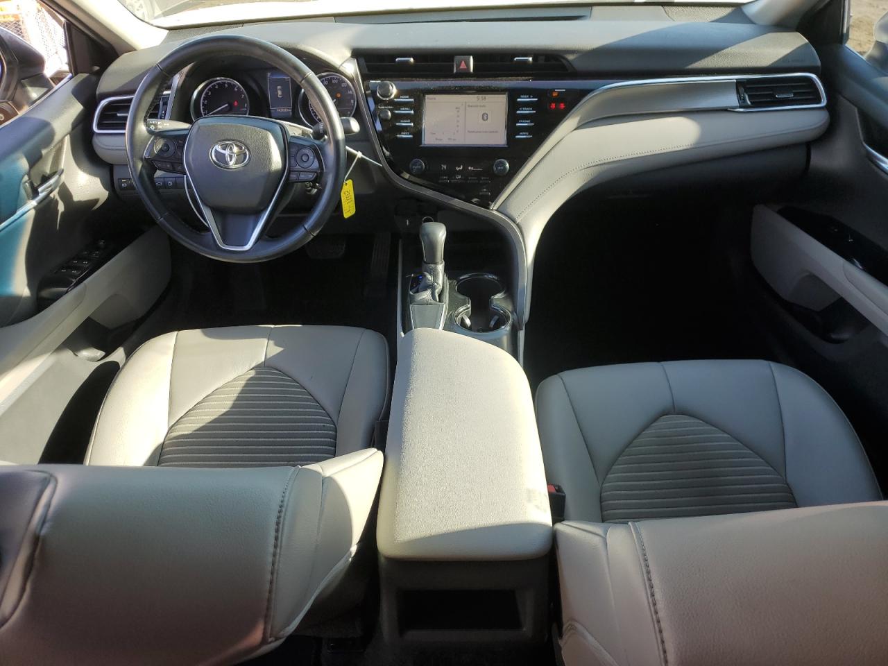 2018 Toyota Camry VIN 4T1B11HKXJU618711 Copart auction photo, rear end damage thumbnail 8
