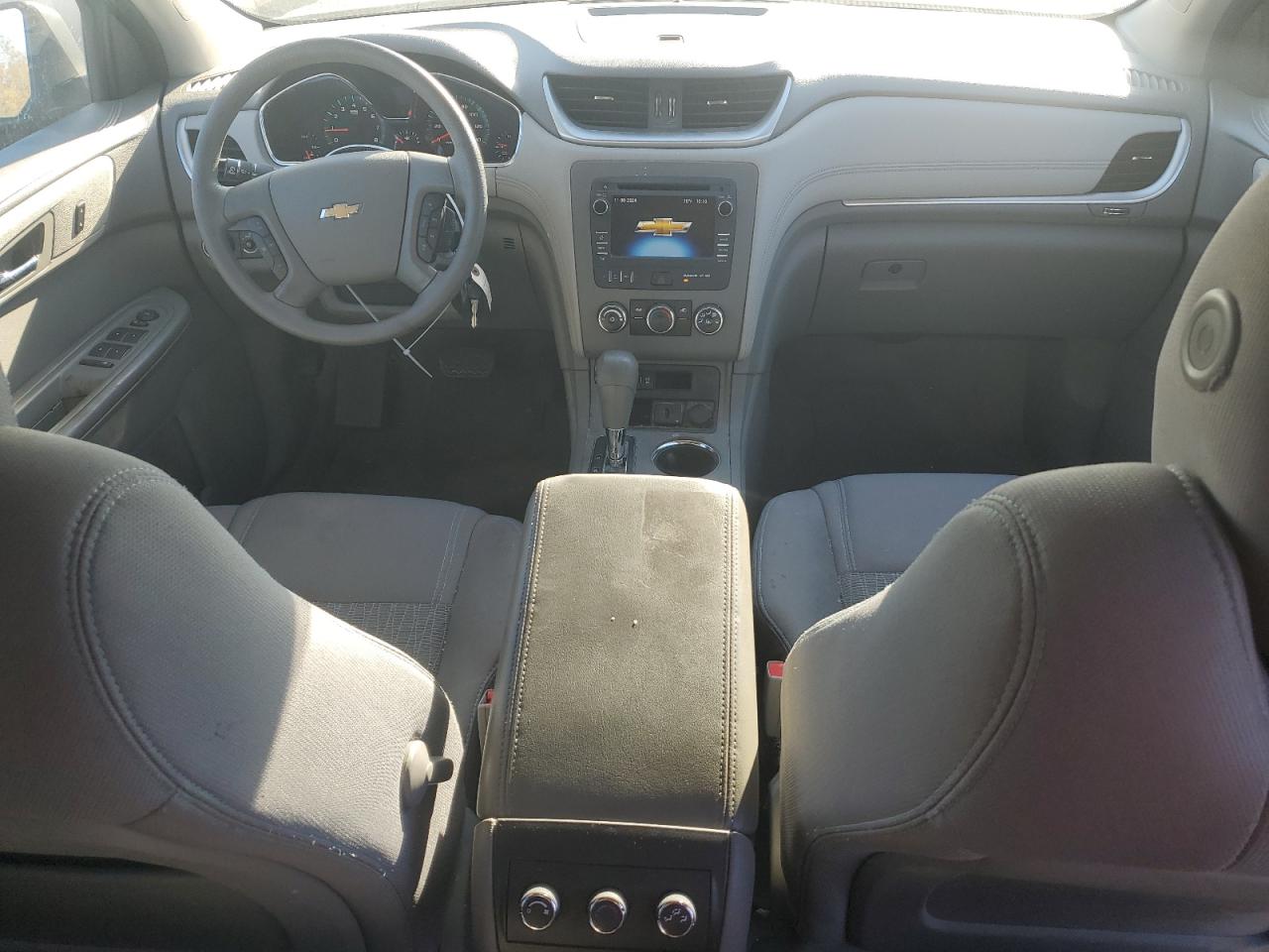 2015 Chevrolet Traverse VIN 1GNKVFED7FJ360336 Copart auction photo, front end / side damage thumbnail 8