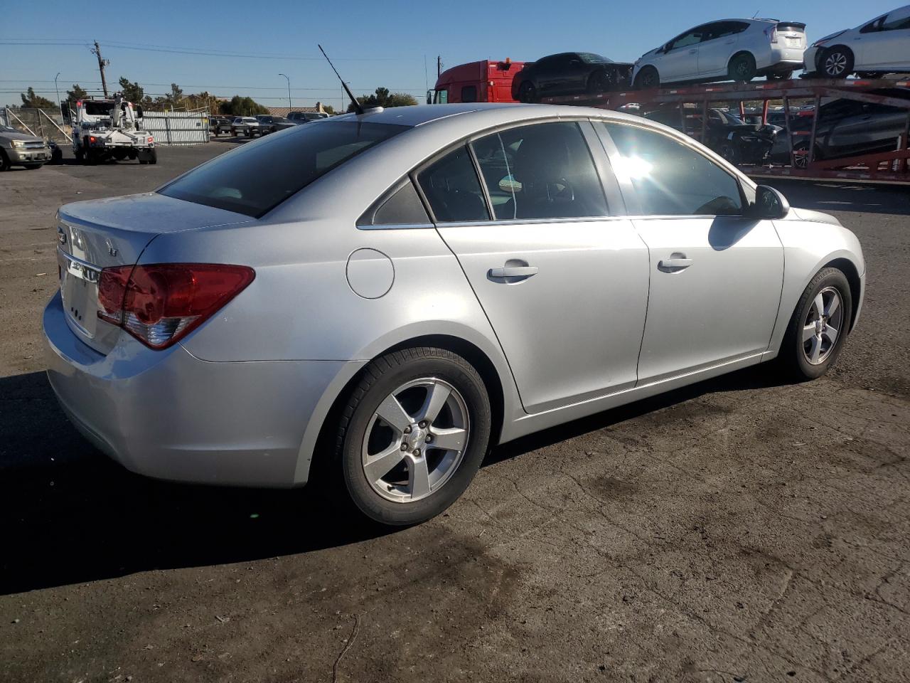 2014 Chevrolet Cruze VIN 1G1PC5SB9E7296113 Copart auction photo, minor dent/scratches damage thumbnail 3