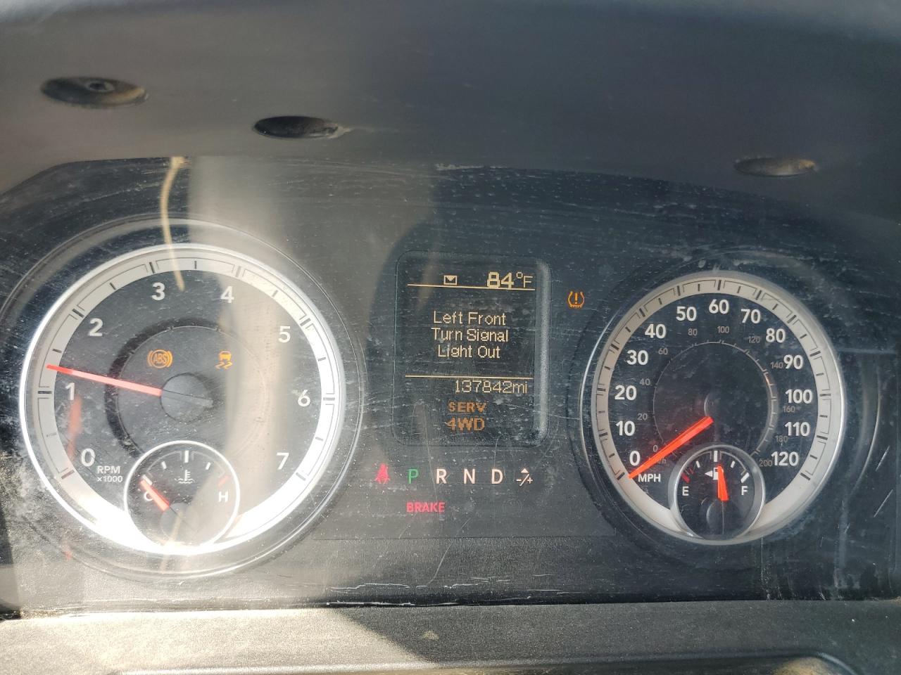 2015 RAM 1500 VIN 1C6RR7FT1FS500180 Copart auction photo, minor dent/scratches / normal wear damage thumbnail 9