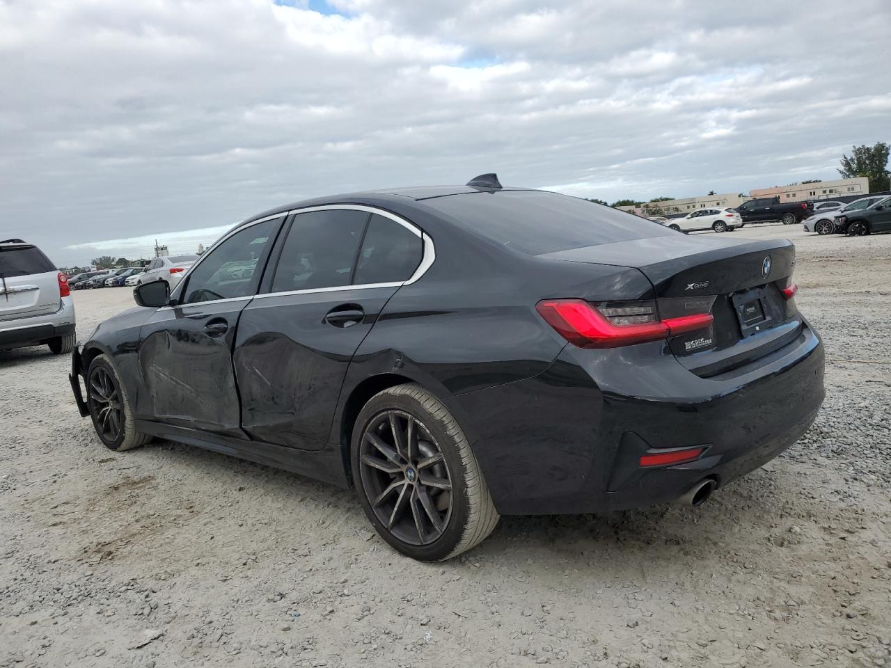 2019 BMW 3er VIN WBA5R7C57KAJ84326 Copart auction photo, side / front end damage thumbnail 2