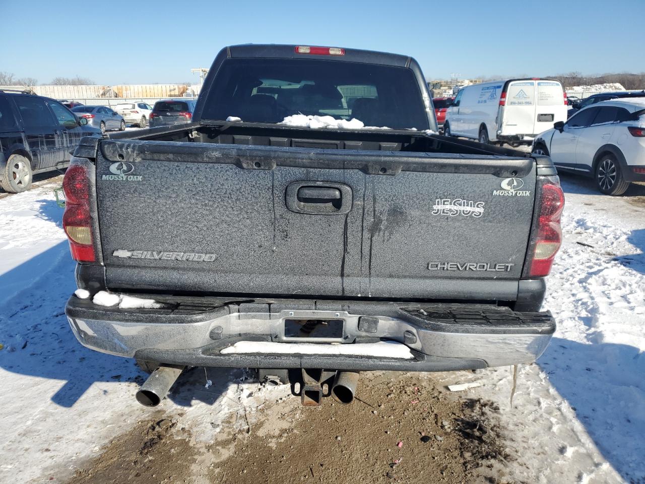 2005 Chevrolet Silverado VIN 2GCEK13T551113238 Copart auction photo, front end damage thumbnail 6