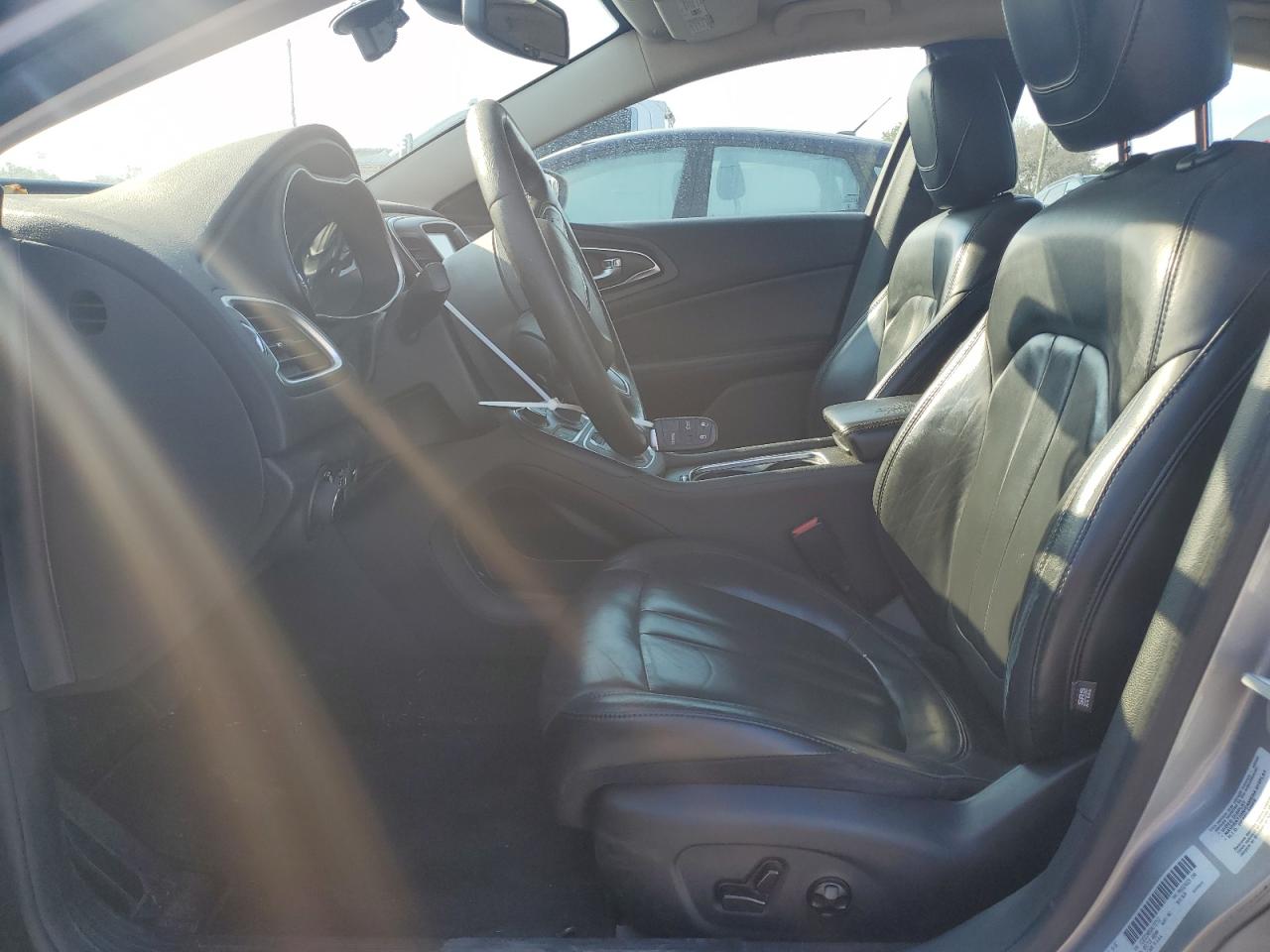 2016 Chrysler 200 VIN 1C3CCCAB5GN172712 Copart auction photo, water/flood / side damage thumbnail 7