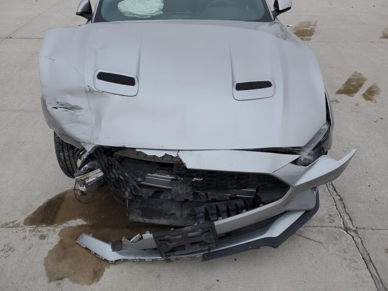 2020 Ford Mustang VIN 1FA6P8TH9L5173003 Copart auction photo, front end damage thumbnail 11