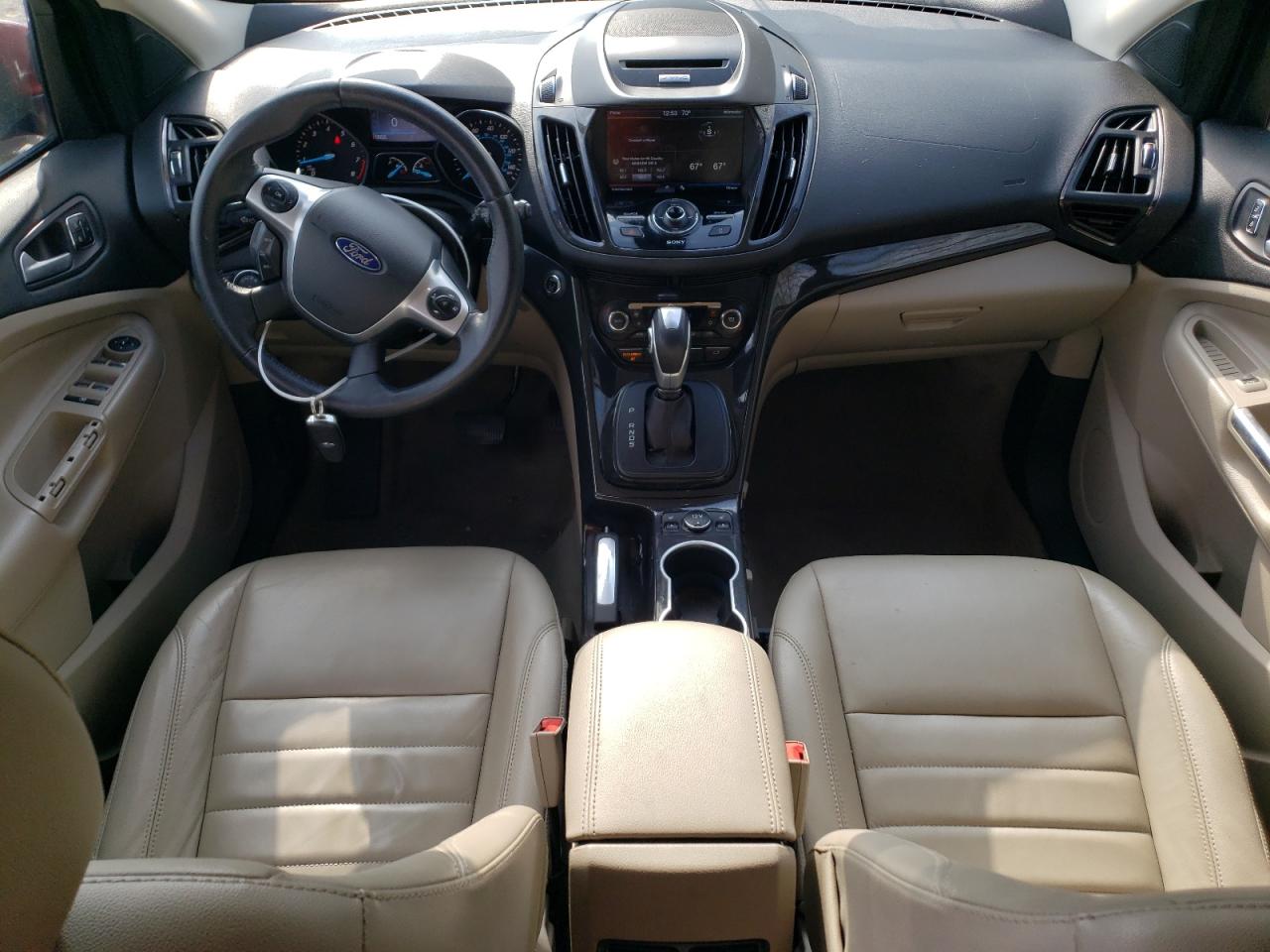 2015 Ford Escape VIN 1FMCU9J91FUC06640 Copart auction photo, side / minor dent/scratches damage thumbnail 8
