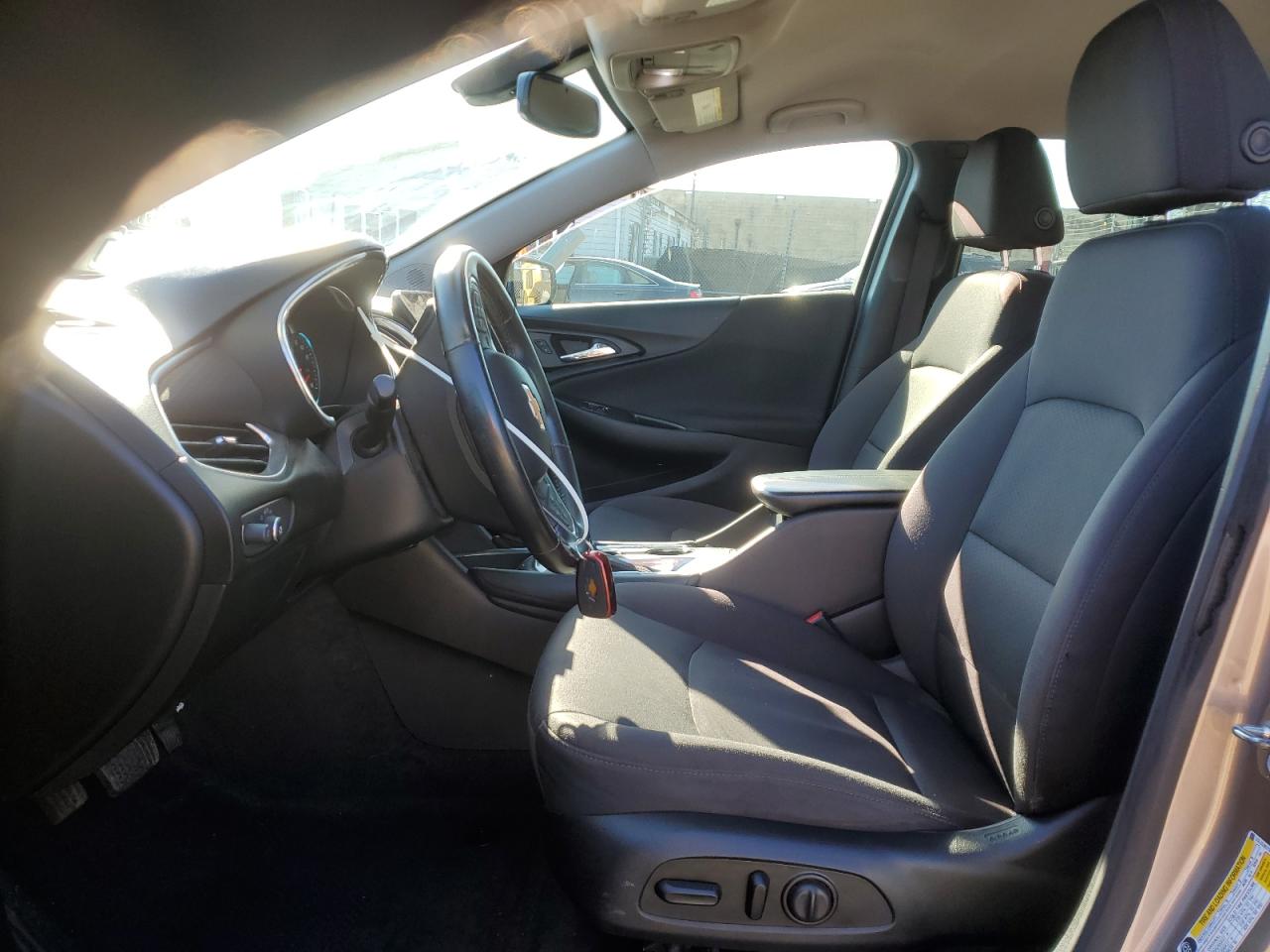 2018 Chevrolet Malibu VIN 1G1ZD5ST8JF117963 Copart auction photo, all over / side damage thumbnail 7