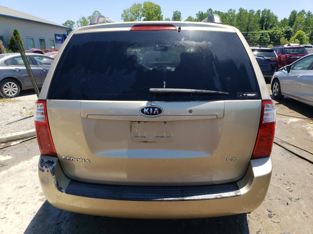2008 KIA Sedona VIN KNDMB233X86246592 Copart auction photo, burn damage thumbnail 6