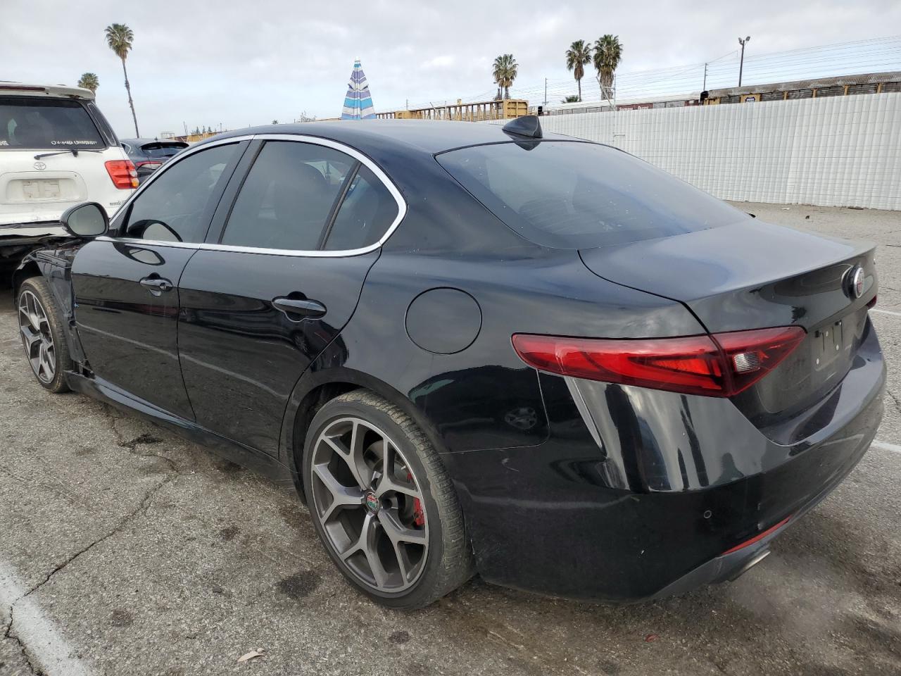 2019 Alfa Romeo Giulia VIN ZARFAMAN8K7598380 Copart auction photo, front end / minor dent/scratches damage thumbnail 2