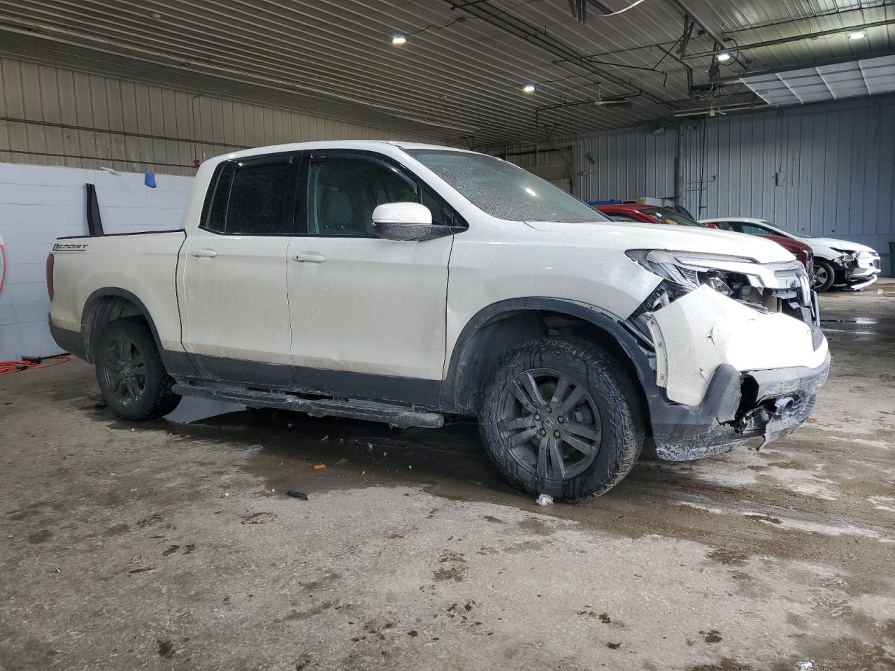 2018 Honda Ridgeline VIN 5FPYK3F15JB000150 Copart auction photo, front end / minor dent/scratches damage thumbnail 4