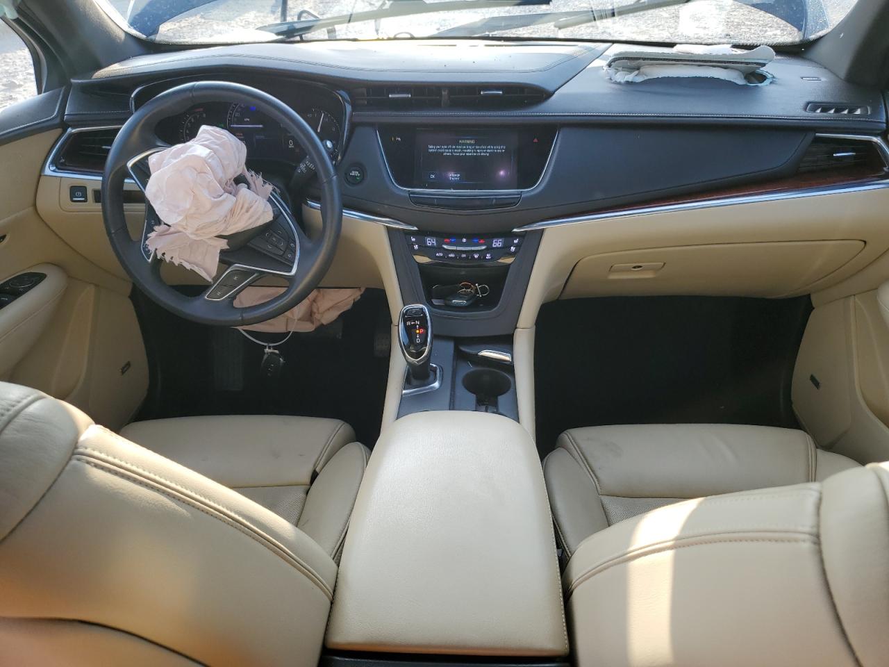 2017 Cadillac XT5 VIN 1GYKNCRS1HZ118950 Copart auction photo, front end damage thumbnail 8