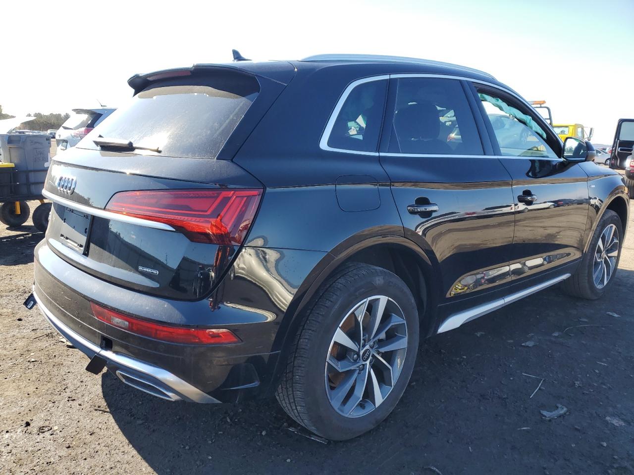 2023 Audi Q5 VIN WA1EAAFY3P2196613 Copart auction photo, side damage thumbnail 3
