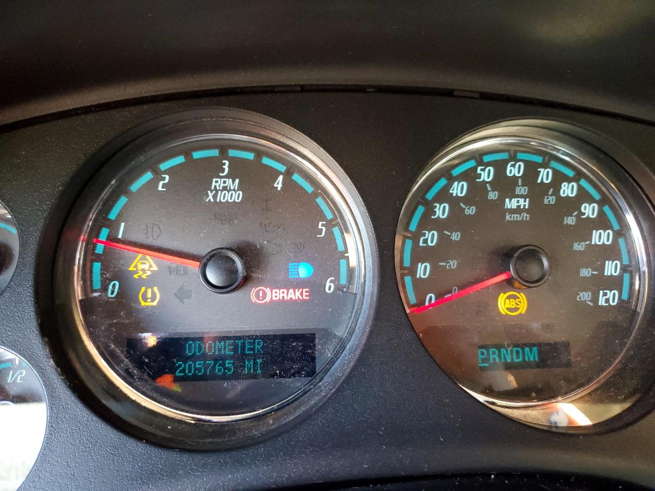 2007 GMC Yukon VIN 1GKFK63847J355240 Copart auction photo, front end / hail damage thumbnail 9