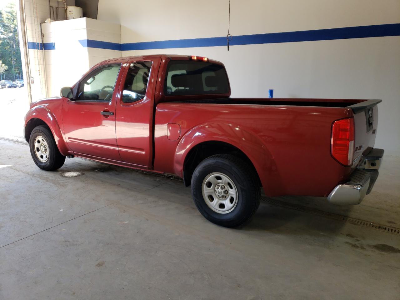 2015 Nissan Navara (Frontier) VIN 1N6BD0CT0FN725366 Copart auction photo, minor dent/scratches damage thumbnail 2