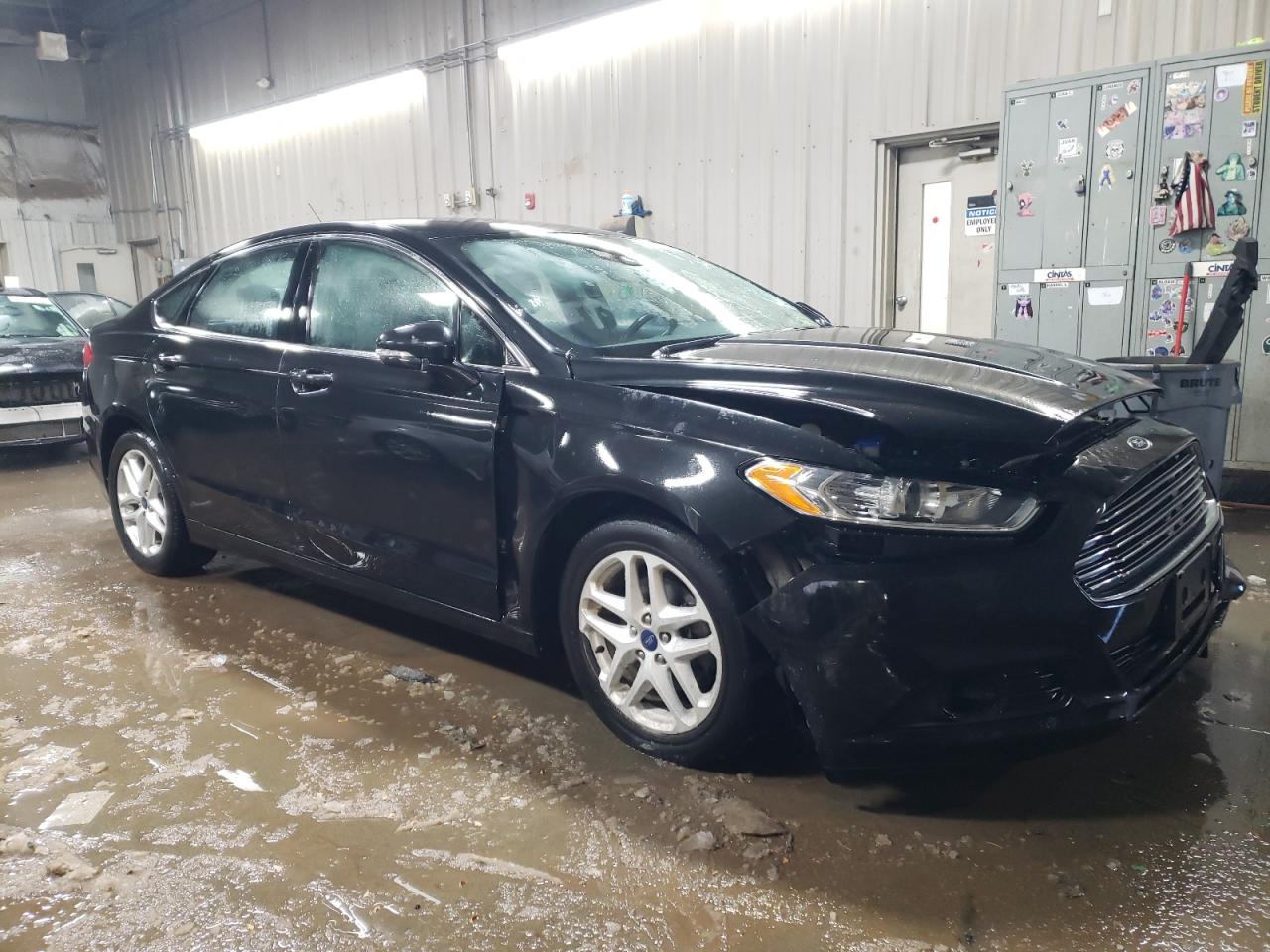 2014 Ford Fusion VIN 3FA6P0HD1ER133845 Copart auction photo, side / front end damage thumbnail 4