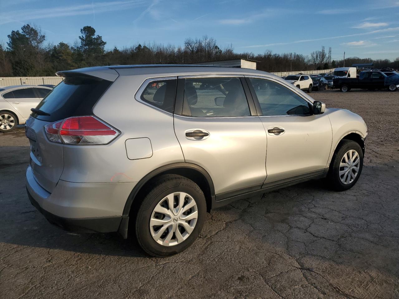 2016 Nissan Rogue VIN JN8AT2MT4GW022641 Copart auction photo, front end damage thumbnail 3