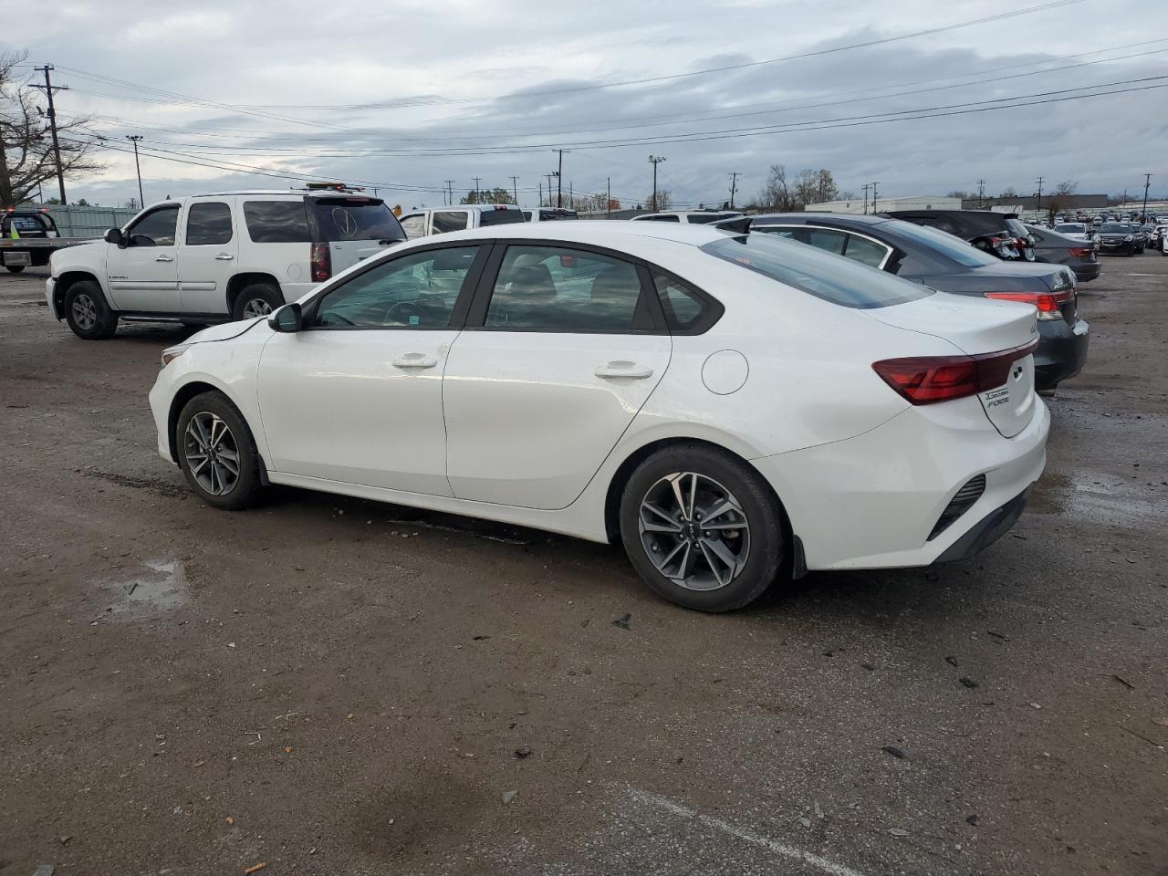 2023 KIA Forte VIN 3KPF24AD3PE638676 Copart auction photo, front end / undercarriage damage thumbnail 2