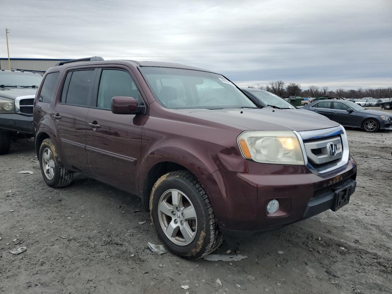 2011 Honda Pilot VIN 5FNYF4H5XBB038221 Copart auction photo, minor dent/scratches damage thumbnail 4