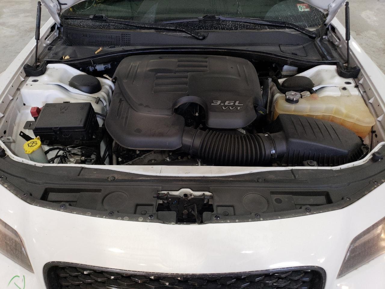 2021 Chrysler 300 VIN 2C3CCABG8MH545499 Copart auction photo, front end / rear end damage thumbnail 11