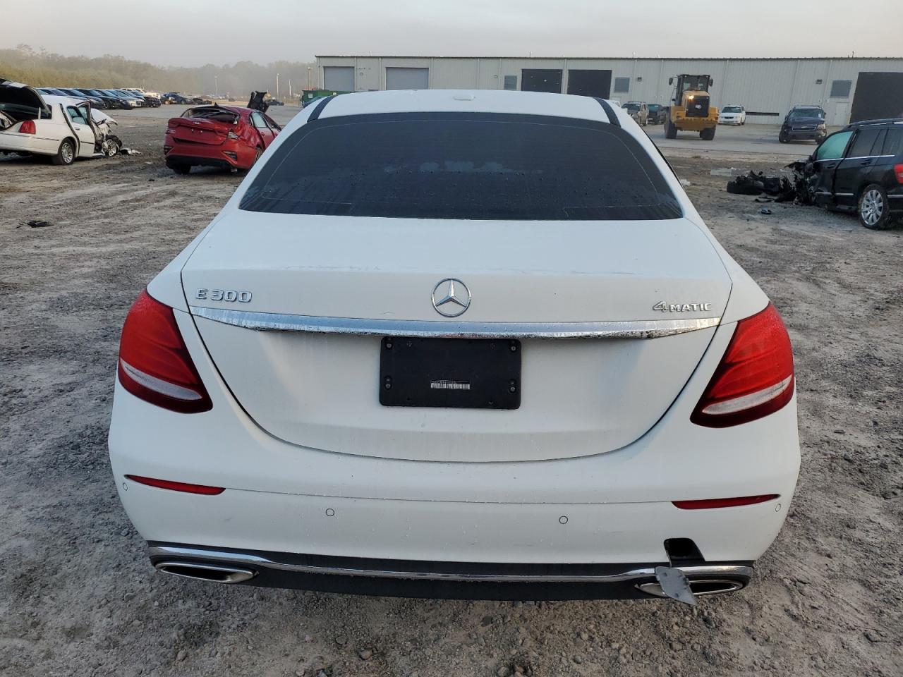 2018 Mercedes-Benz E-klasse VIN WDDZF4KB6JA392852 Copart auction photo, side / front end damage thumbnail 6