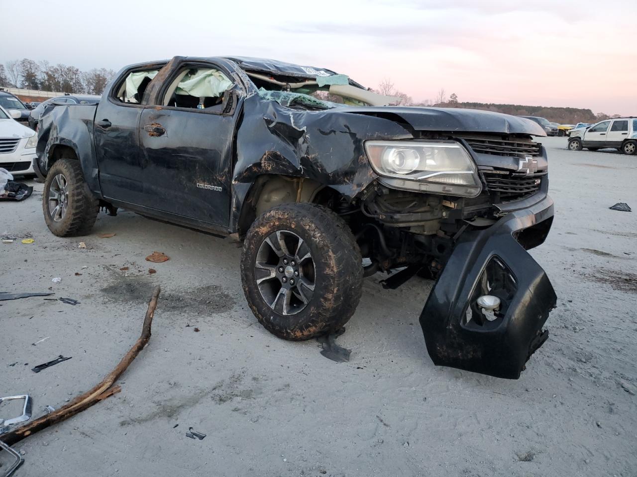 2018 Chevrolet Colorado VIN 1GCGSDEN2J1224421 Copart auction photo, all over damage thumbnail 4