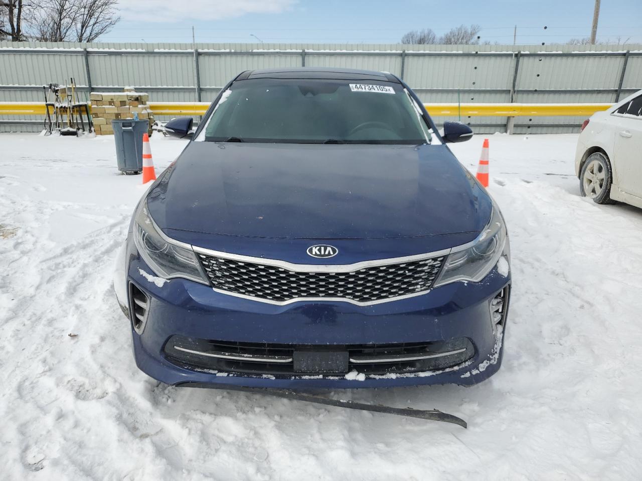 2016 KIA Optima VIN 5XXGW4L2XGG041293 Copart auction photo, rear end / side damage thumbnail 5