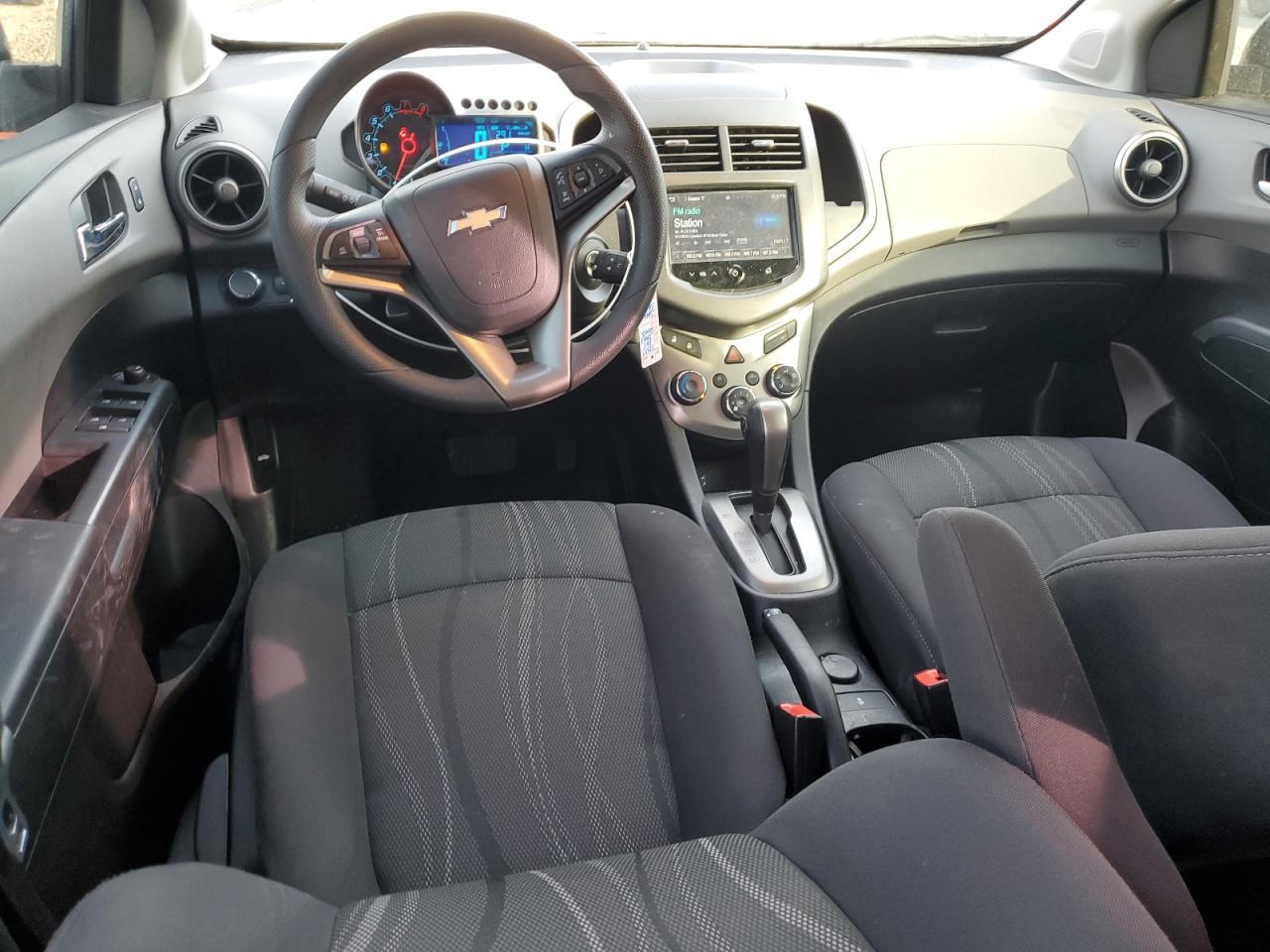 2015 Chevrolet Sonic VIN 1G1JC6SH8F4214780 Copart auction photo, front end / rear end damage thumbnail 8