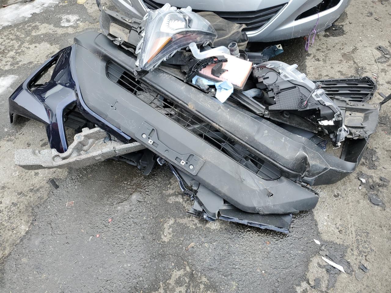 2021 Toyota RAV 4 VIN 2T3P1RFV3MW218566 Copart auction photo, vandalism / front end damage thumbnail 13
