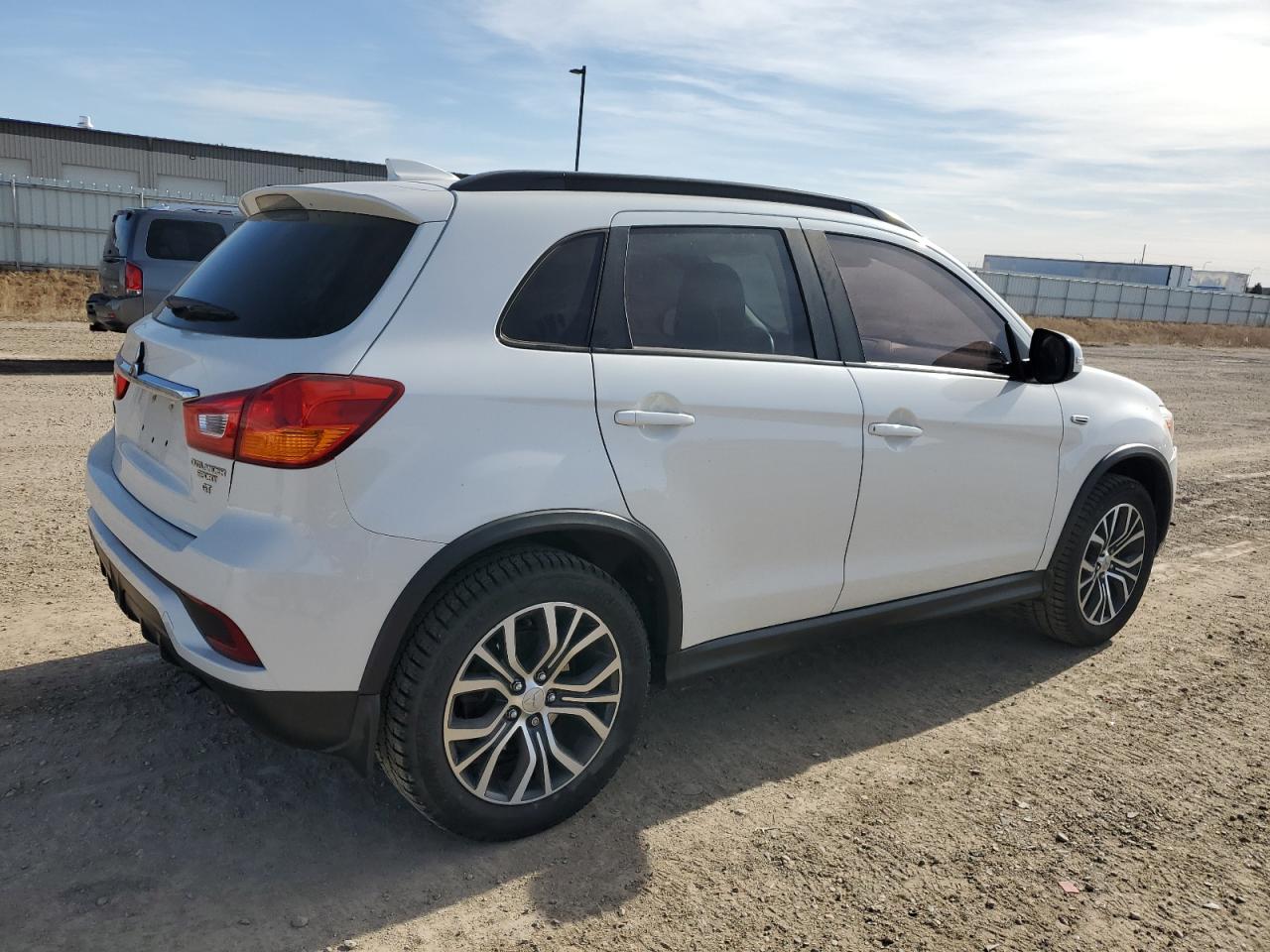2019 Mitsubishi Outlander VIN JA4AR4AW3KU001007 Copart auction photo, front end / minor dent/scratches damage thumbnail 3