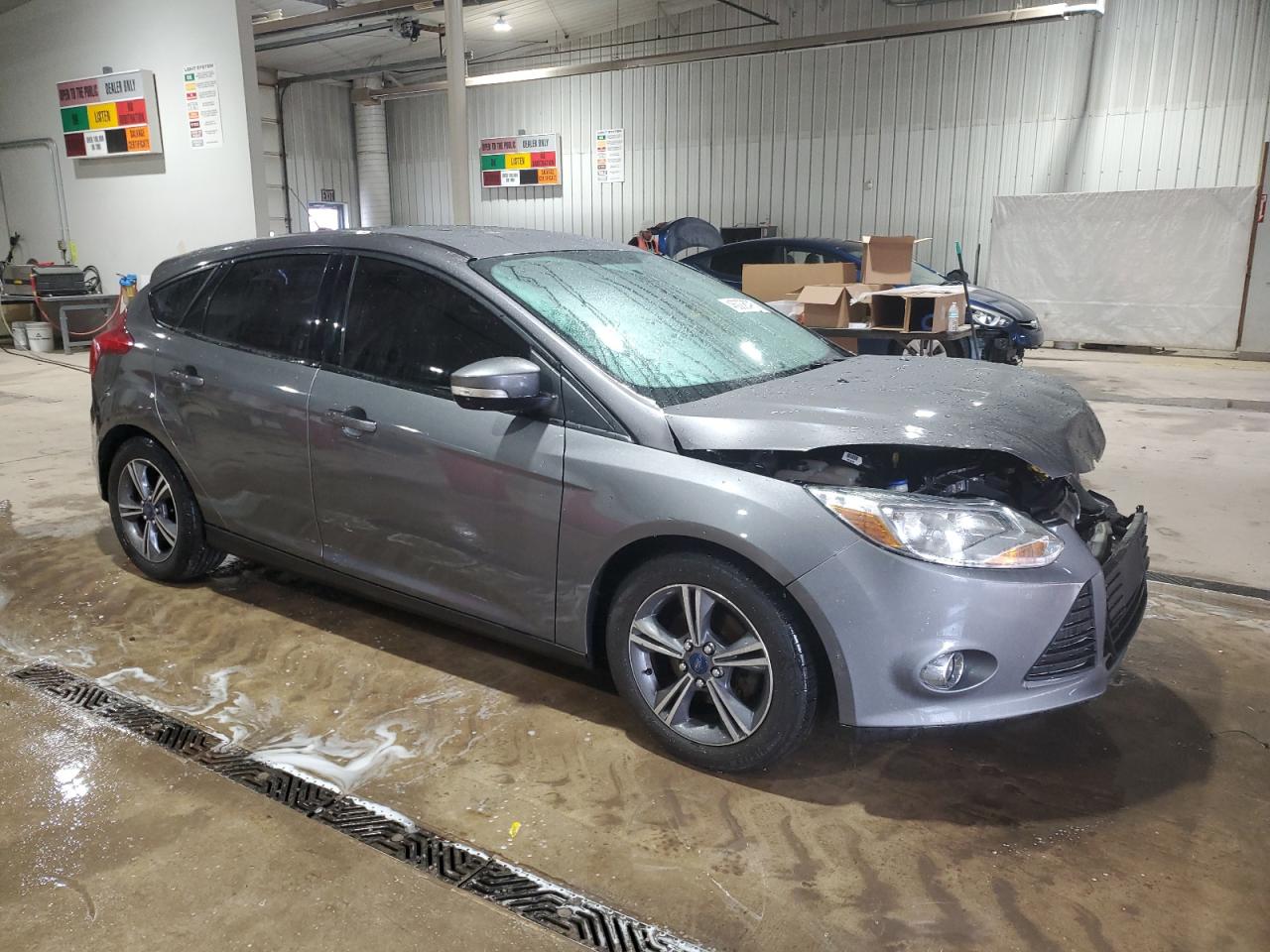 2014 Ford Focus VIN 1FADP3K20EL457433 Copart auction photo, front end damage thumbnail 4